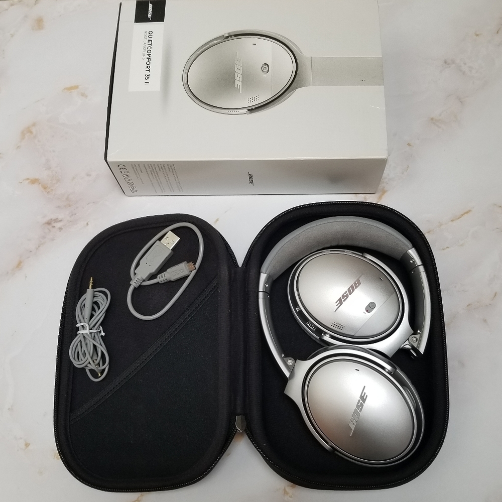 BOSE QuietComfort 35 II Noise Cancelling Headphones, Silver
